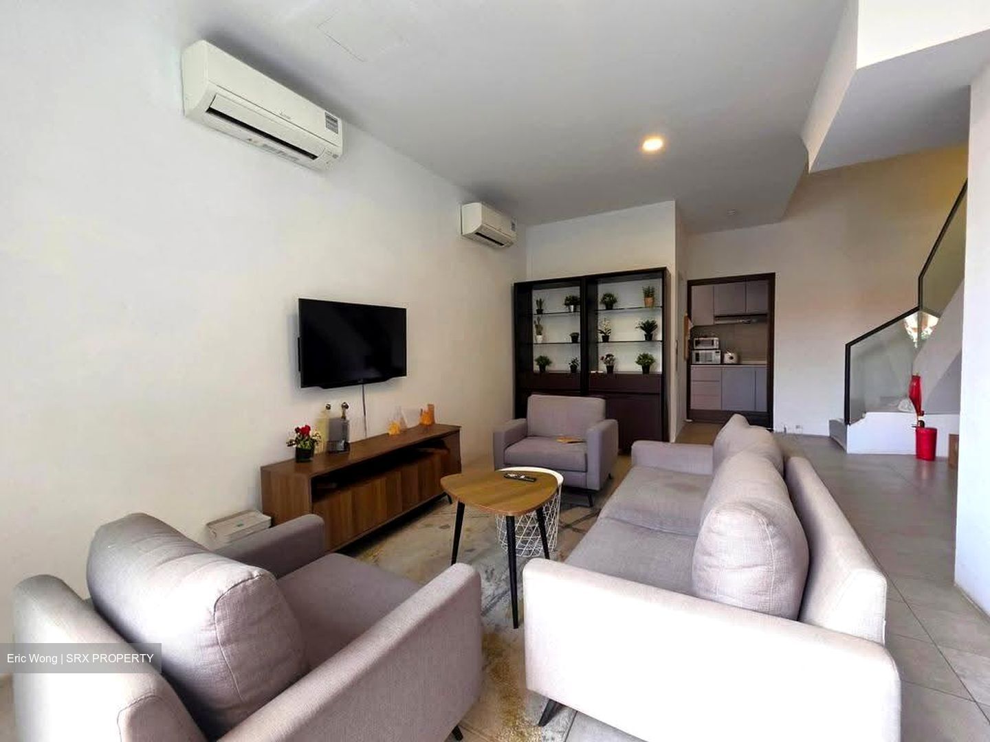 Senyum Residences (D14), Terrace #630549891